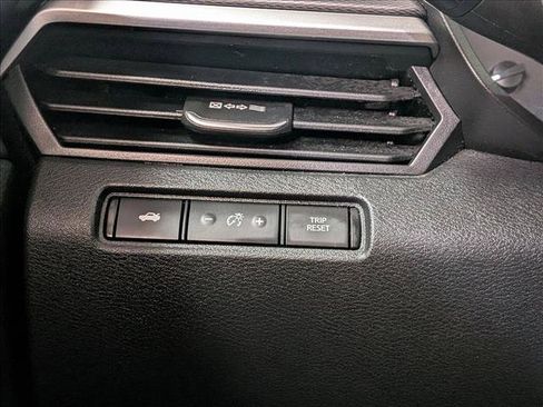 Used 2023 Nissan Altima 2.5 SR FWD image 16