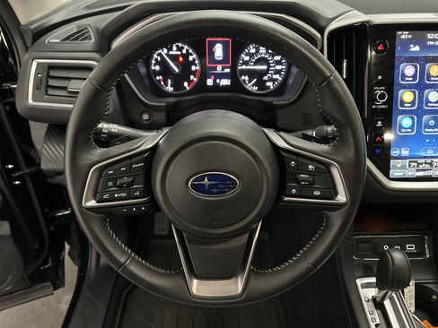 Certified 2025 Subaru Ascent Premium image 27