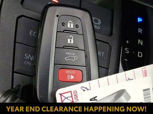 Certified 2022 Toyota RAV4 XLE Premium image 18