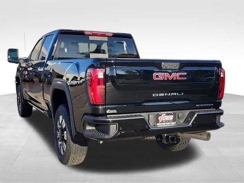 New 2026 GMC Sierra 2500 Denali w/ Denali Reserve Package AWD/4WD image 4