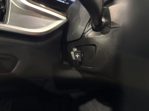 Used 2025 BMW X5 xDrive50e image 27