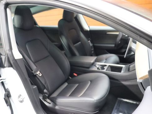 Used 2023 Tesla Model 3 Standard Range image 47