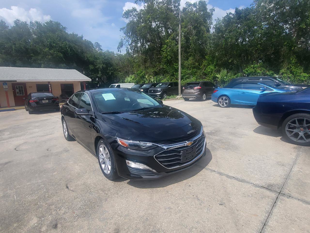 Used 2019 Chevrolet Malibu LT FWD image 9