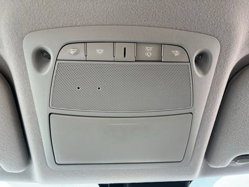 Used 2025 Nissan Leaf S FWD image 24