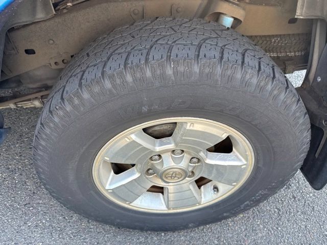 Used 2005 Toyota Tacoma 4x4 Access Cab image 12