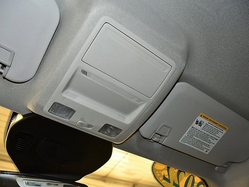 Used 2022 Ford Escape SE w/ Convenience Package image 26