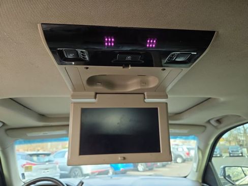 Used 2017 Chevrolet Tahoe Premier image 16