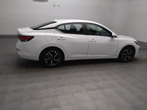 Used 2024 Nissan Sentra SV FWD image 10