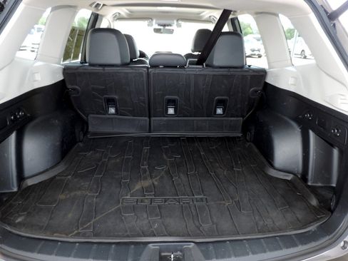 Used 2020 Subaru Forester Limited w/ Popular Package #3 AWD/4WD image 19