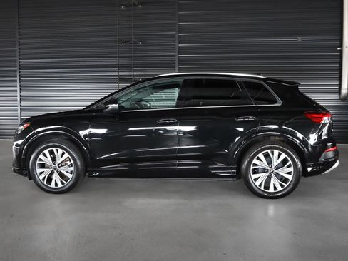 Used 2023 Audi Q4 e-tron Premium w/ Premium Plus RWD image 14