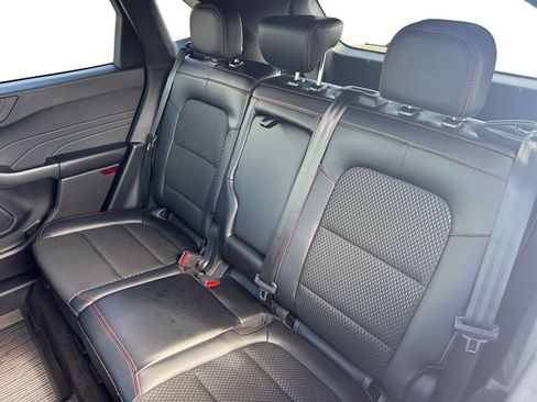 Used 2024 Ford Escape ST-Line w/ Tech Pack #1 FWD image 13