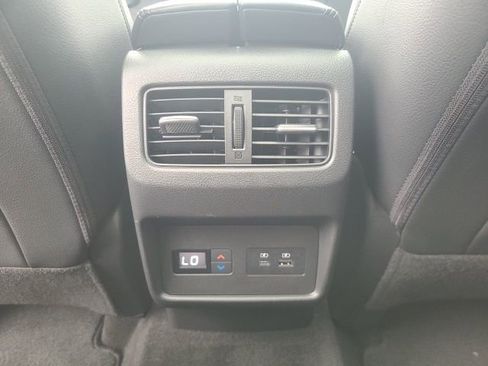 Used 2021 Nissan Rogue SL w/ Premium Package image 21