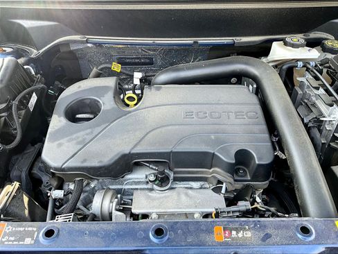 Used 2023 Chevrolet Equinox LS image 27