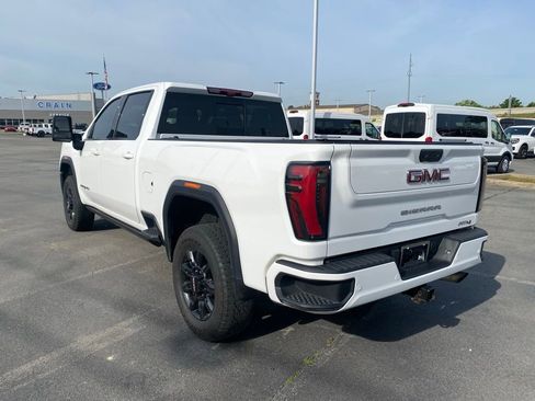 Used 2024 GMC Sierra 2500 AT4 w/ AT4 Premium Plus Package image 5