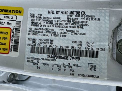 Used 2019 Ford Fusion SE FWD image 31