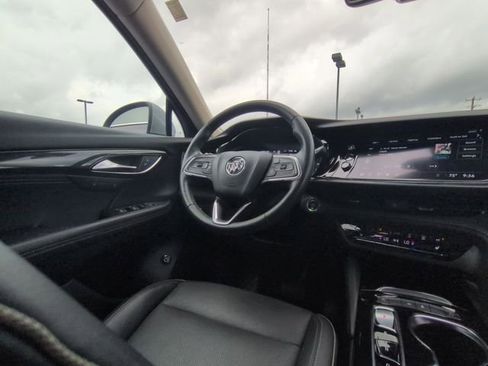 Certified 2023 Buick Envision Essence image 7