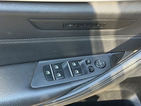 Used 2018 BMW M550i xDrive AWD/4WD image 20