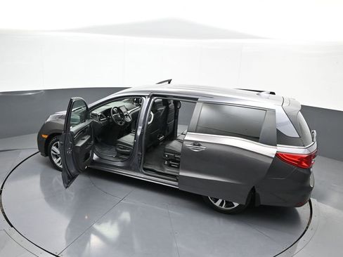 Certified 2022 Honda Odyssey Touring image 46