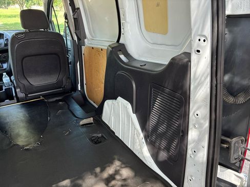 Used 2015 Ford Transit Connect XL FWD image 36