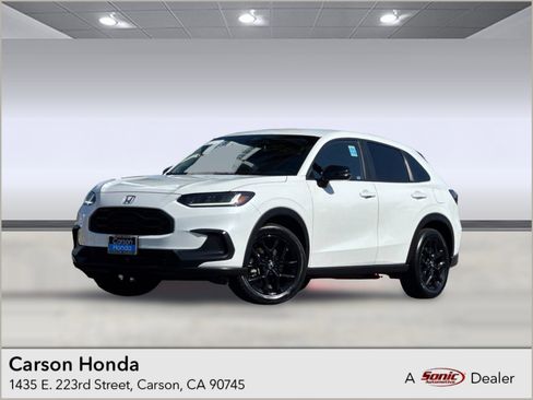 Used 2024 Honda HR-V Sport image 1