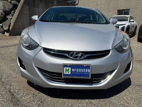 Used 2013 Hyundai Elantra GLS FWD image 9