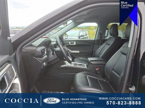 Certified 2022 Ford Explorer XLT w/ Equipment Group 202A image 14