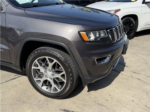 Used 2020 Jeep Grand Cherokee Limited w/ Luxury Group II RWD image 7
