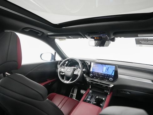 Certified 2023 Lexus RX 500h F Sport image 16