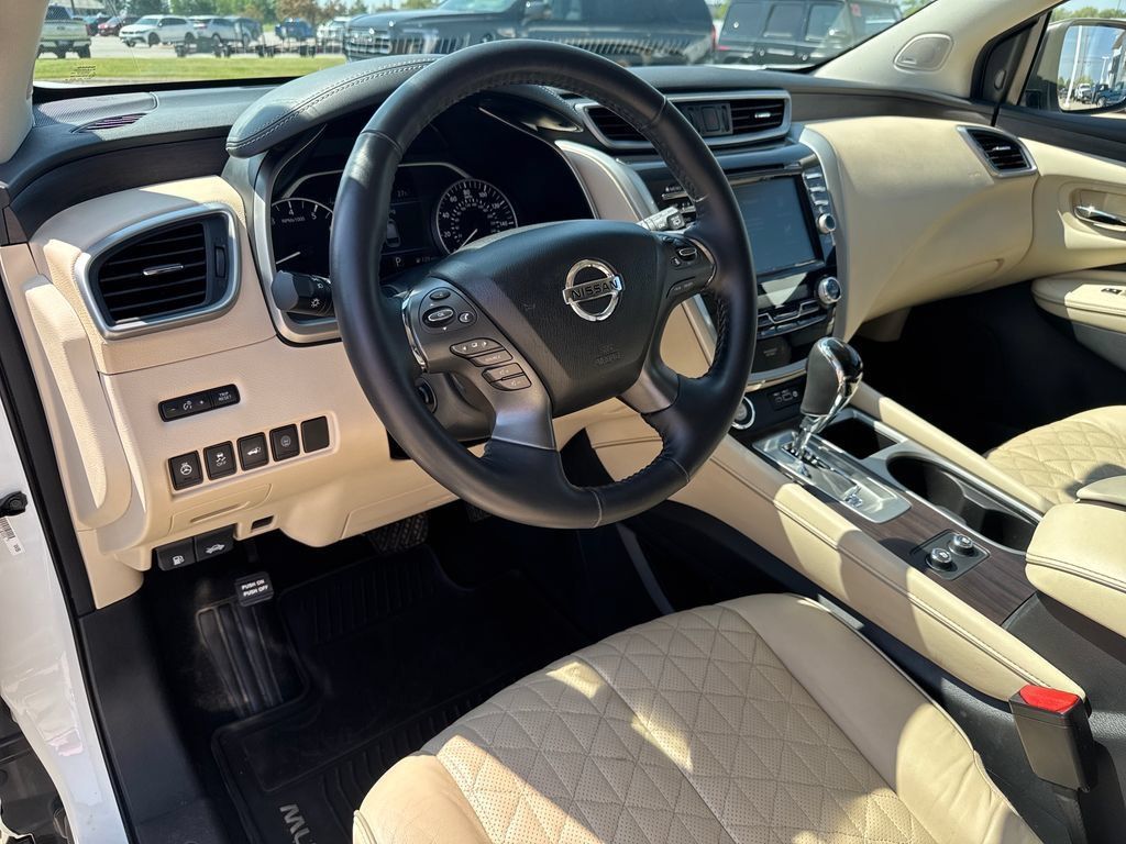 Used 2020 Nissan Murano Platinum AWD/4WD image 12