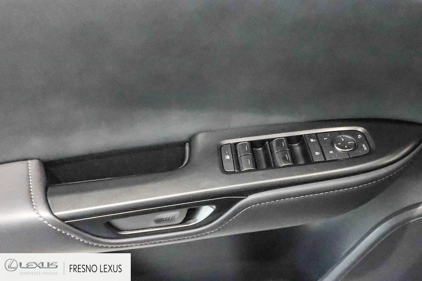 Certified 2025 Lexus RZ 300e w/ Accessory Package (2T) FWD image 19