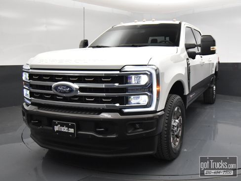 Used 2025 Ford F250 King Ranch image 52