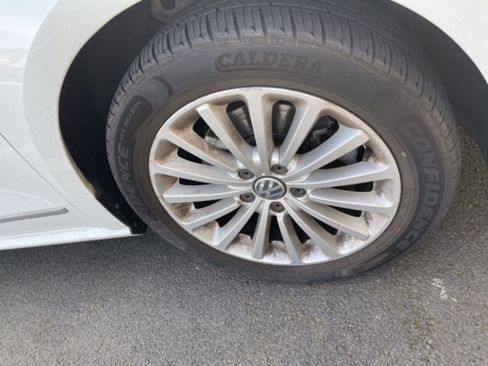 Used 2017 Volkswagen Passat 1.8T SE image 19