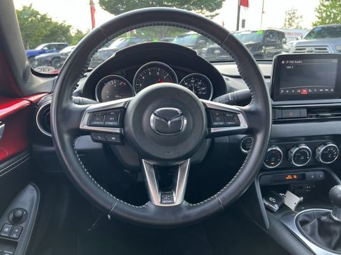 Used 2020 MAZDA MX-5 Miata Grand Touring RWD image 15