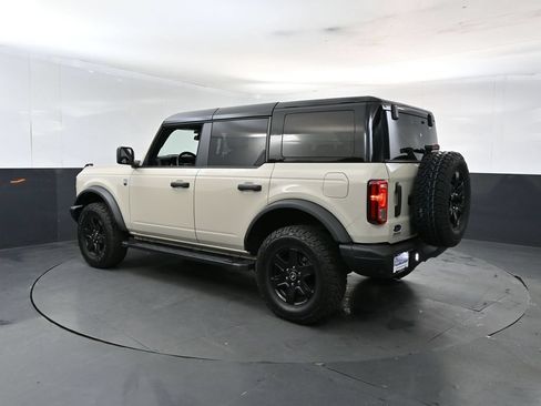 Used 2025 Ford Bronco Big Bend w/ Black Diamond Package AWD/4WD image 3