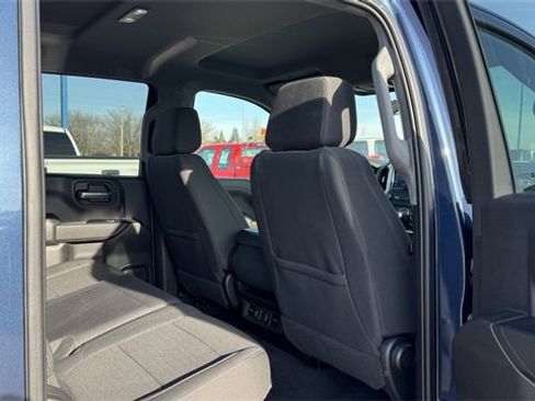 Used 2022 Chevrolet Silverado 1500 LT image 11
