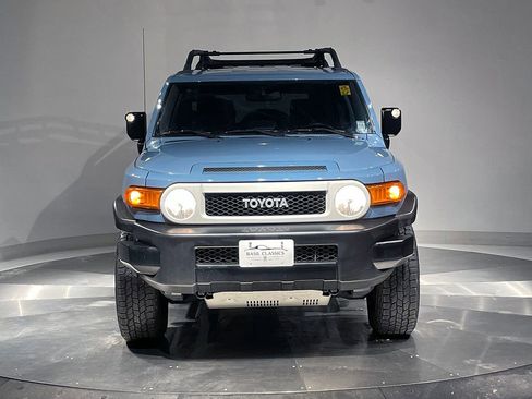 Used 2014 Toyota FJ Cruiser 4WD image 21