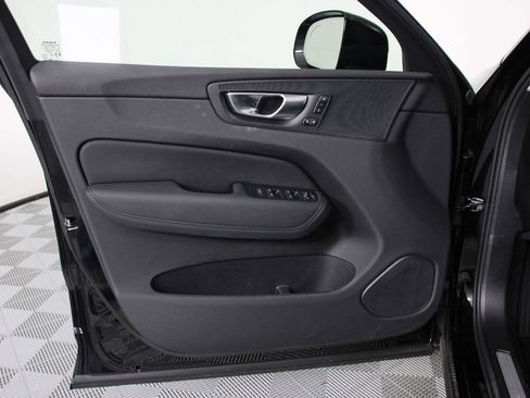 Certified 2026 Volvo XC60 B5 Plus AWD/4WD image 17