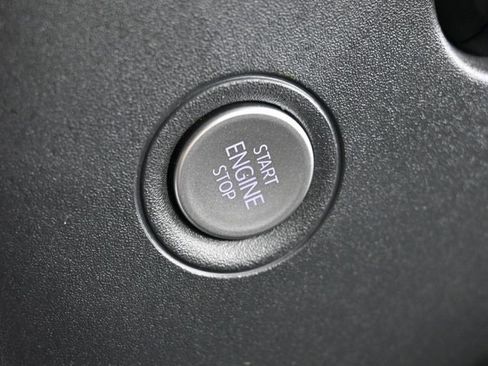 Used 2021 Volkswagen ID.4 Pro image 30