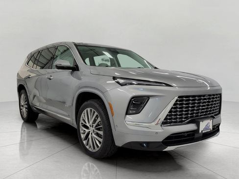 Used 2025 Buick Enclave Avenir w/ Super Cruise Package AWD/4WD image 1
