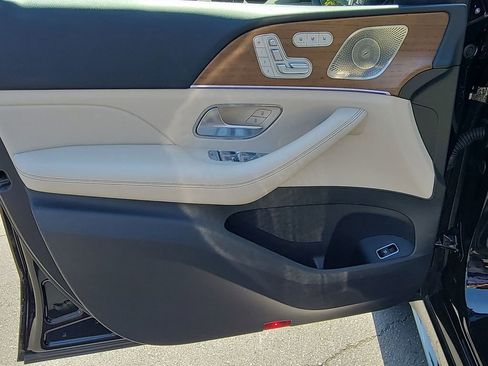 Used 2024 Mercedes-Benz GLE 350 4MATIC image 23