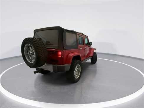 Used 2014 Jeep Wrangler Unlimited Sahara image 9