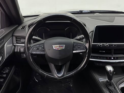 Used 2020 Cadillac CT4 Premium Luxury RWD image 31