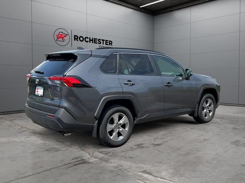 Certified 2022 Toyota RAV4 XLE w/ Convenience Package AWD/4WD image 5