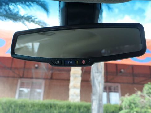 Used 2019 Chevrolet Colorado LT RWD image 31