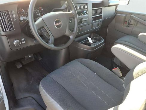 Used 2024 GMC Savana 2500 w/ Driver Convenience Package image 10