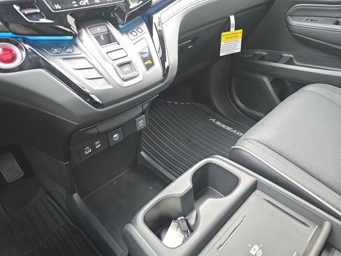 New 2026 Honda Odyssey Elite image 26
