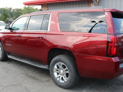 Used 2020 Chevrolet Suburban LS w/ Max Trailering Package AWD/4WD image 5