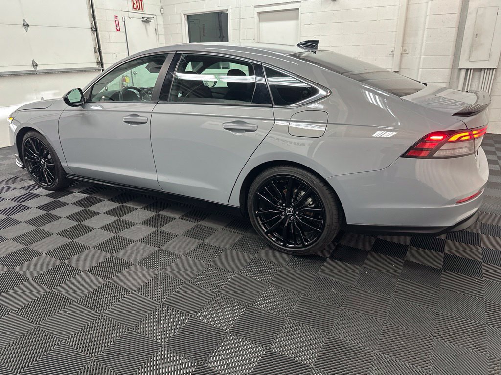Used 2024 Honda Accord Sport image 6