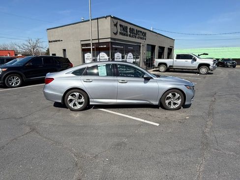 Used 2018 Honda Accord EX-L image 18