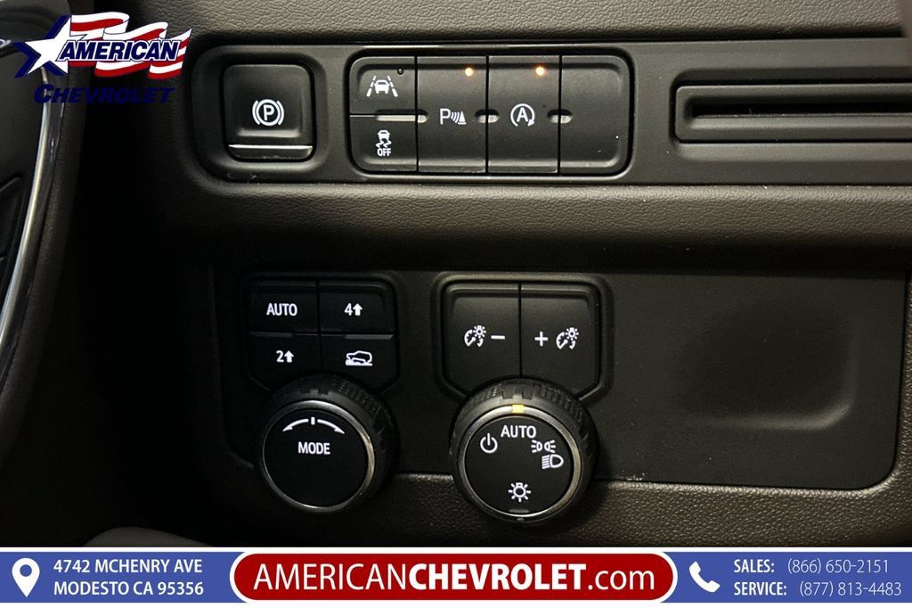 Used 2024 Chevrolet Tahoe LT AWD/4WD image 37